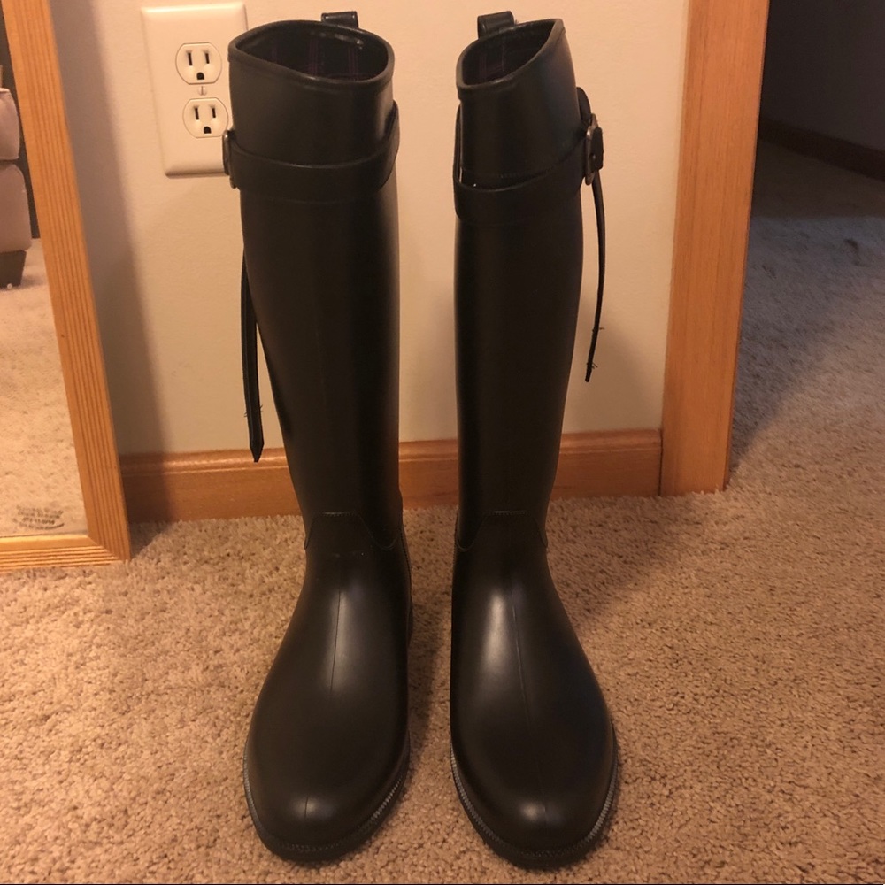 Rain boots